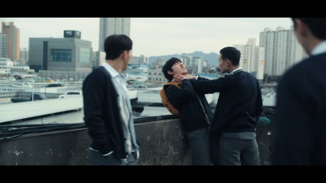 ПЕРВЫЙ: Герои старшей школы — 1 сезон, 7 серия